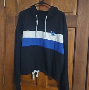 Uni Ersity Of Kentucky Black Hoodie with Blue and White Stripes and UK Logo.